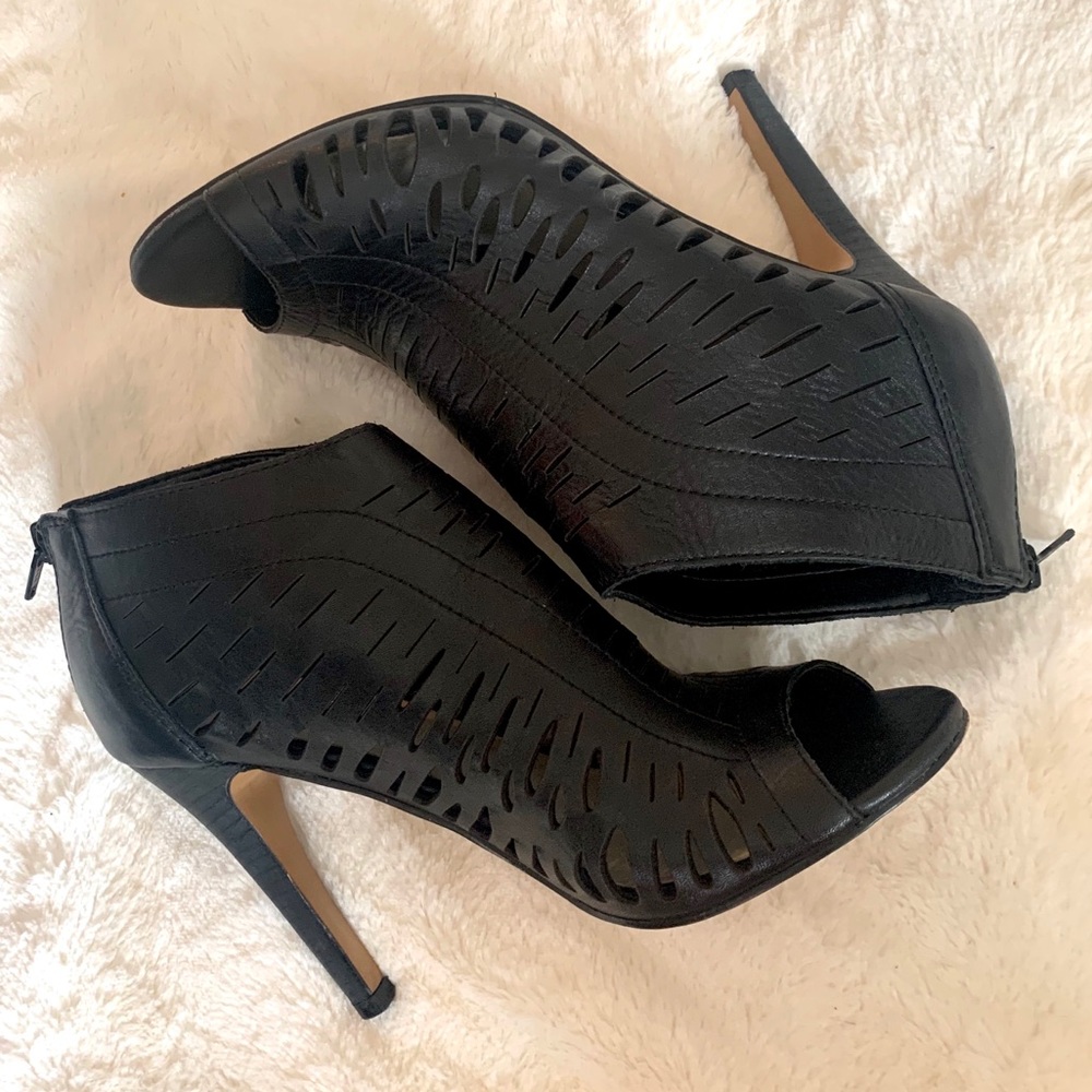Aldo Women Ankle Shoes (heels)